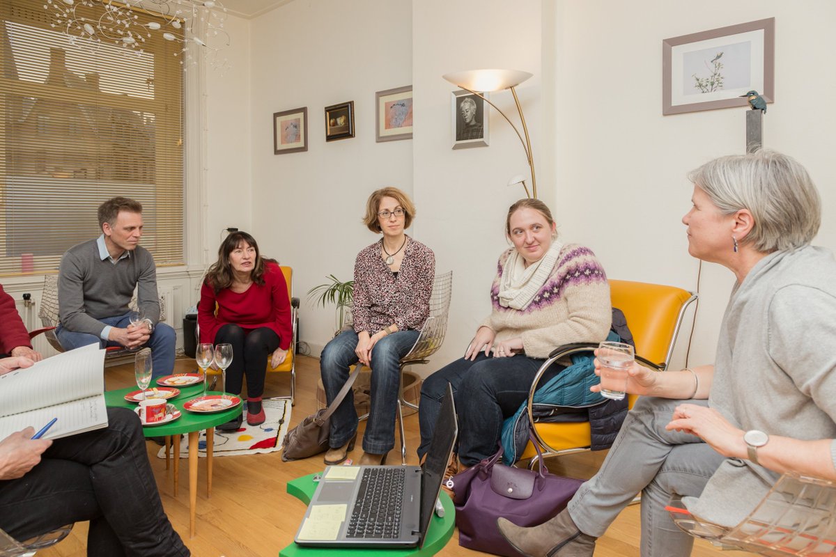 CultcheersF's tweet photo. Un cultcheers, c’est de la #curiosité et des curieux ! Nous sommes tous des esprits curieux… Découvrons ensemble le monde en échangeant avec des #talents sur des sujets qui passionnent et intriguent. https://t.co/G1rHrMoYv0