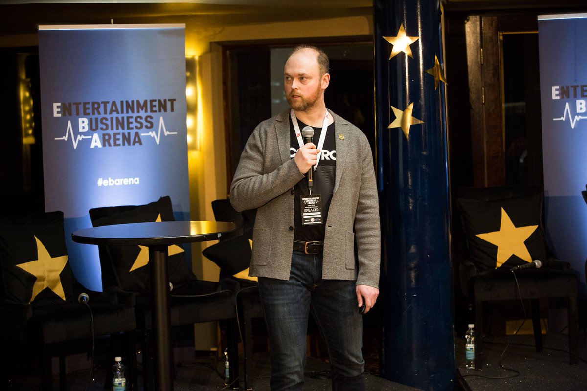 eb_arena's tweet photo. Pelijätti Remedy julkaisee tänä vuonna paljon puhutun ja odotetun toimintaseikkailupelinsä Controlin. Remedyn Lead Producer Juha Vainio avasi Tähtiareenasalissa jättimäisen hankkeen tuotantoprosessia ja tekemisen vaiheita. #ebarena https://t.co/5FwmHq3aDT