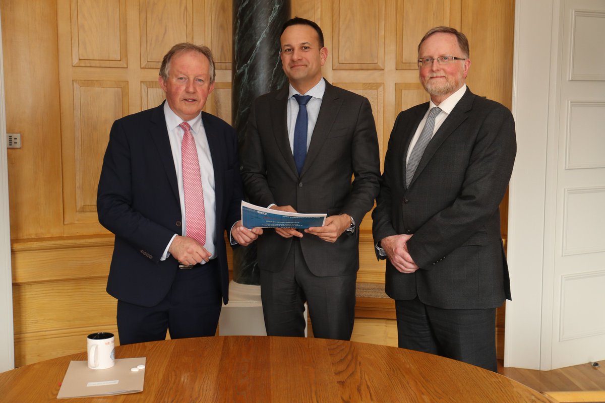 Our Director General Tom Parlon and CIF President Pat Lucey @SiskGroup met <a href="/LeoVaradkar/">Leo Varadkar</a> on Thursday 18th April to discuss procurement, developing Ireland’s regional economies, skills shortages, blockages to housing supply and other issues facing construction companies. #cif