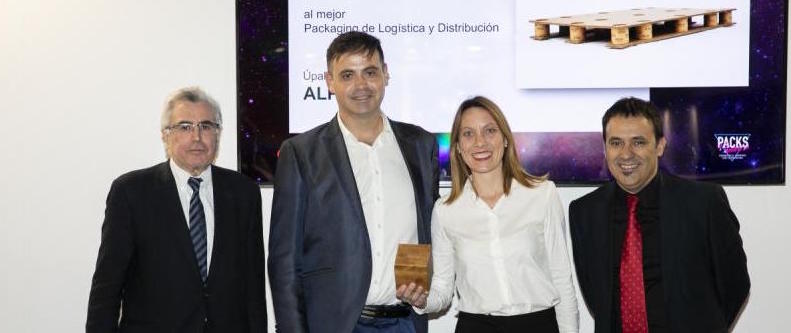 El fabricante <a href="/alpesa_ES/">Alpesa</a> recoge su Liderpack a mejor #packaging de #logística y distribución con Upalet Logístic, fabricado con cartón 100% reciclado 👉 bit.ly/2PwlTqc <a href="/elpaletcarton/">UPALET,ElPaletCarton</a> @LiderpackAwards #poscosecha #postcosecha #postharvest
