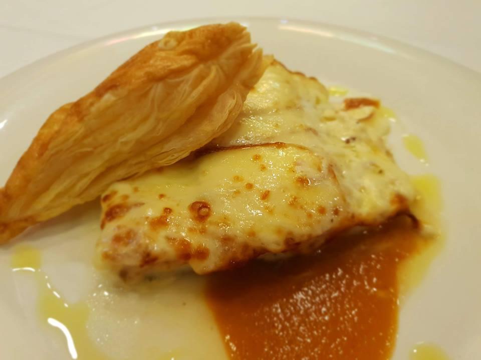 brtizon's tweet photo. Te está apeteciendo #bacalao y estás en #Oviedo ... Ven a #ElTizon es una de las estrellas de nuestra carta, desde las recetas más tradicionales hasta otras de nueva elaboración ...¡siempre está espectacular!! #cocinatradicional #desde1985 https://t.co/ewjq8faNoV