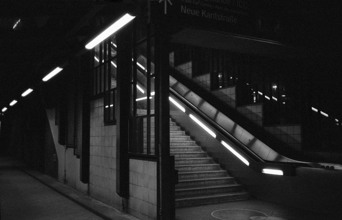 archillect's tweet photo. https://t.co/sTCQsUUsHW