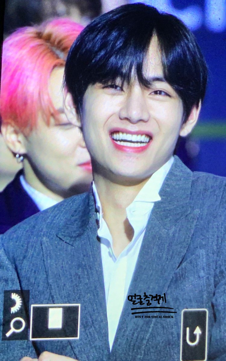 VShock1230's tweet photo. 190424 더팩트 프리뷰

예뻐 듀겠다 ㅜㅜㅜㅜㅜㅜ
#BBMAsTopSocial  BTS  

#BTS #BTSV #KimTaehyung #Taehyung #방탄소년단 #방탄소년단뷔  #태형 #김태형 #태태  #防弾少年団 #金泰亨 #テテ @BTS_twt https://t.co/6aByarhRAh