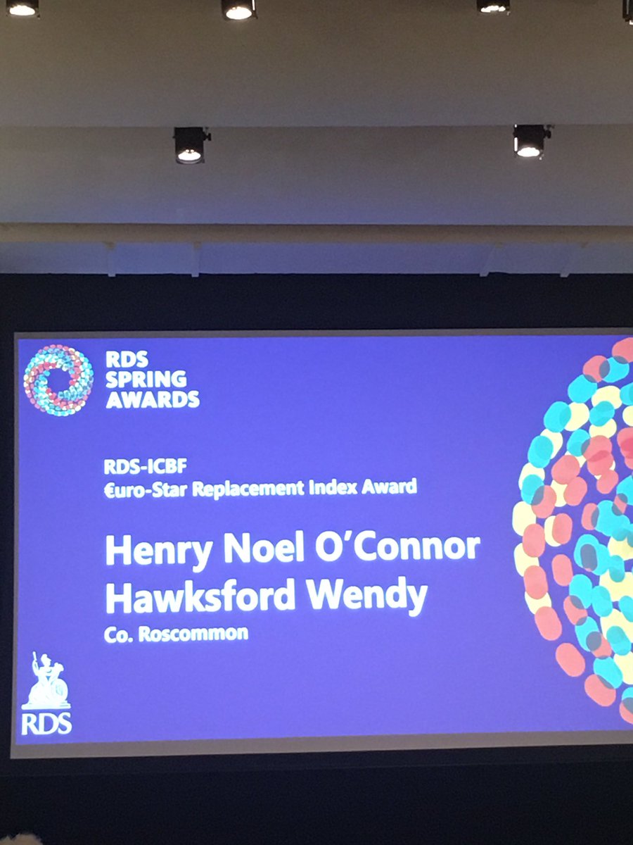 ShaneMcAuliffe1's tweet photo. The @TheRDS @HerdPlus β¬uro-Star award goes to Roscommon #RDSSpring #RDSSpringAwards19 https://t.co/aUGP2ShaYR