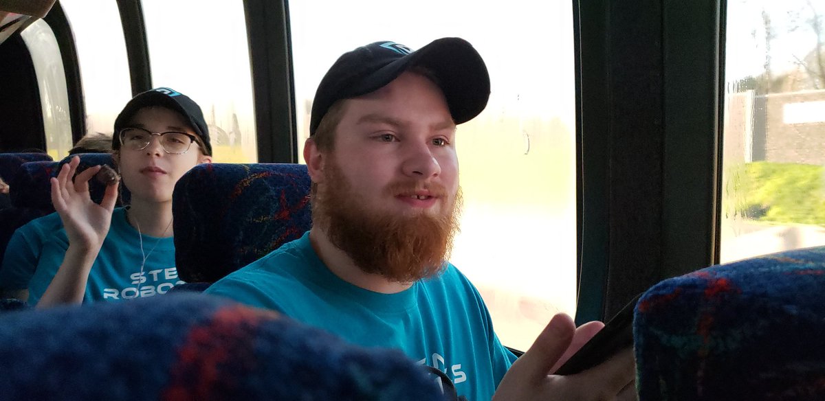 STEMHSRobotics's tweet photo. We're on the way to the VEX world championship. Catch 60883A in the Technology division. A special thanks to everyone at our sendoff this morning. https://t.co/aft6aFh47c