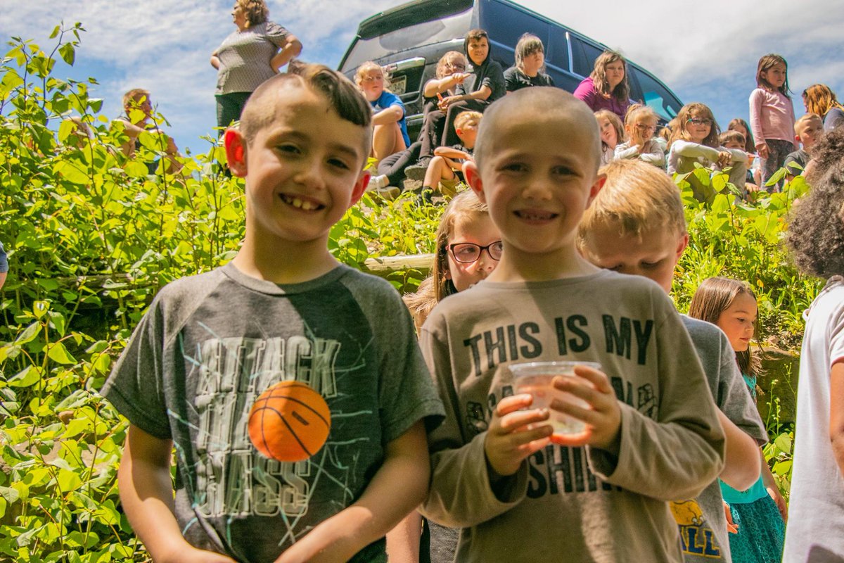 ENC_TU's tweet photo. Yesterday, was an exciting day for the students at Van Elementary School in Van, WV, as they released their Trout in the Classroom trout in Pond Fork, which runs beside the school! The whole school showed up to watch the release! #enctu https://t.co/ZHZcthE6vl