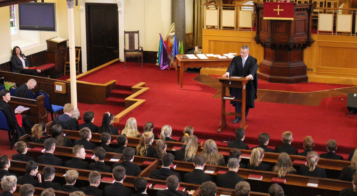 Assembly starts Summer Term on a high!
New Headmaster, Jonathan Cohen, warmly welcomed pupils and staff in the assembly this morning, imparting a strong motivational message for the new term.
#leadership #future #education <a href="/BSAboarding/">BSA Boarding</a> <a href="/HMC_Org/">HMC (The Heads' Conference)</a> <a href="/ISC_schools/">Independent Schools Council</a> <a href="/ISParent/">Independent School Parent</a>