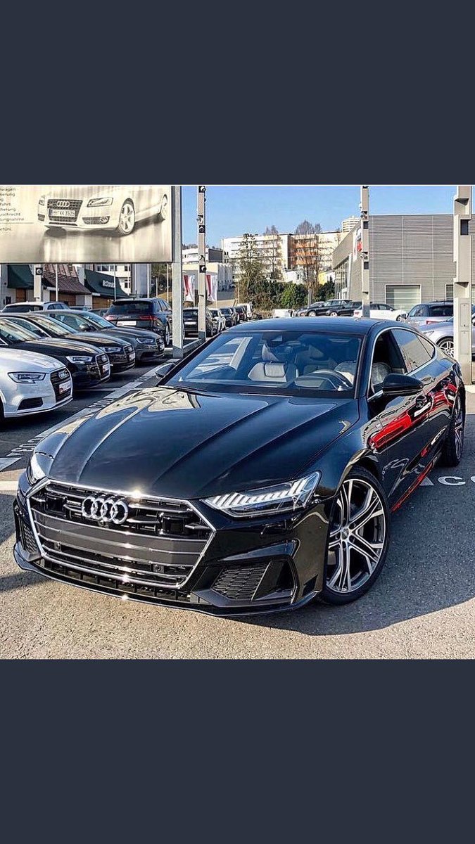 pax_pqs's tweet photo. RT Mercedes 
FAV Audi https://t.co/diMdRtXZEC