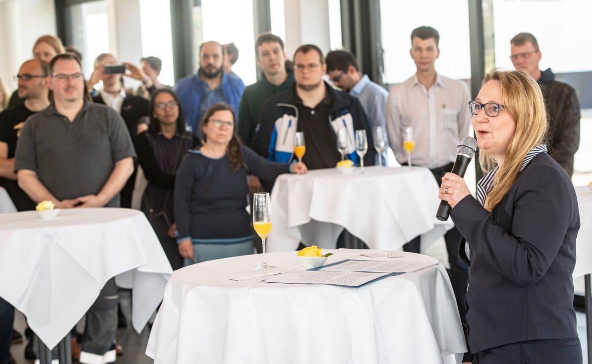 EuropeanXFEL's tweet photo. Today we celebrated the official opening of our new company restaurant 'BeamStop' on our campus in #Schenefeld. It serves warm meals, snacks, hot and cold drinks and is open to @EuropeanXFEL staff, users, guests, and the public. https://t.co/Z90oQFDRsw https://t.co/dNGRUHKtsI