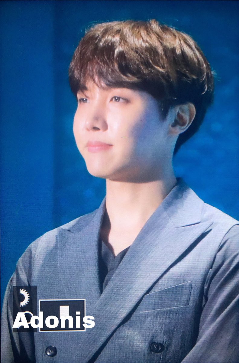 Adonis_Hoseok's tweet photo. 190424
#제이홉 #정호석 #JHope
#BTS #방탄소년단

#BBMAsTopSocial BTS @BTS_twt https://t.co/BR61pSOQjB