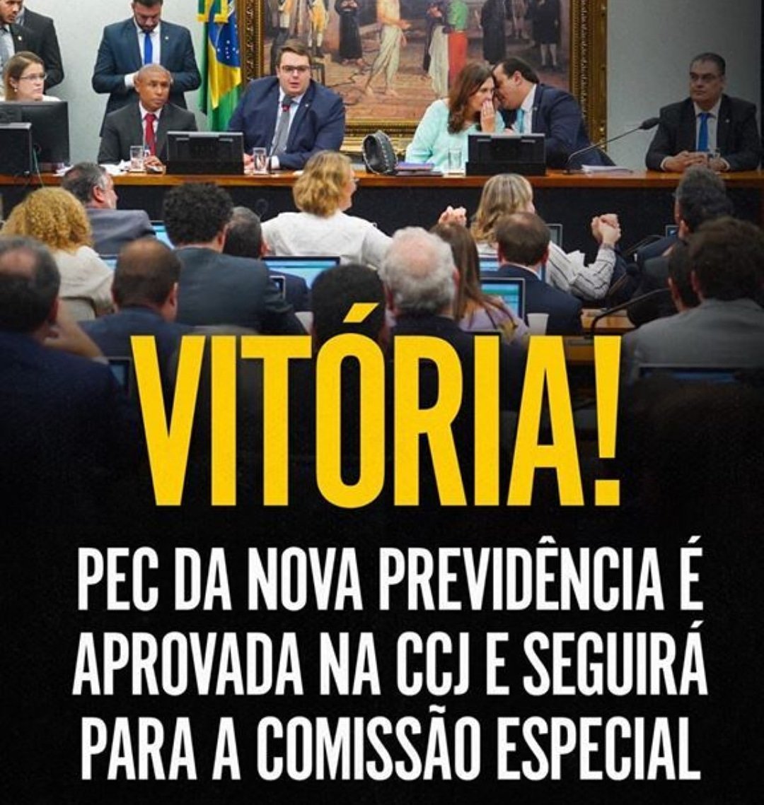 QgValadares's tweet photo. Por 48 votos favoráveis e 18 votos contrários, a Comissão de Constituição e Justiça aprova a proposta do Governo @jairmessiasbolsonaro para a indispensável Reforma da Previdência.

Seguimos caminhando.
O Brasil será um grande país.

#Brasil #reformadaprevidenciaSim https://t.co/Z4bVqc30e2