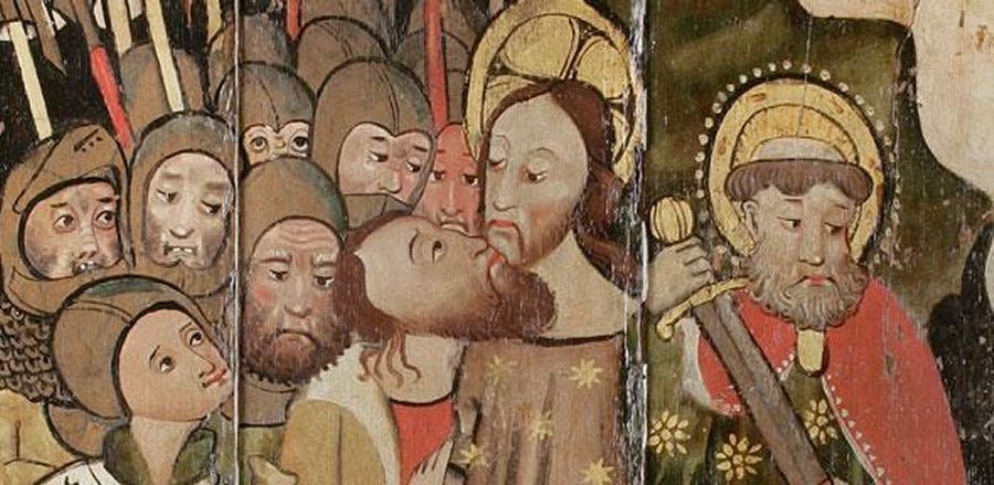 The Kiss Of Judas
A rare medieval painting depicting Judas’ betrayal of Christ may have survived destruction at the hands of 16th century iconoclasts after being ‘recycled’ to list the Ten Commandments instead. Rothschild Gallery, #FitzwilliamMuseum