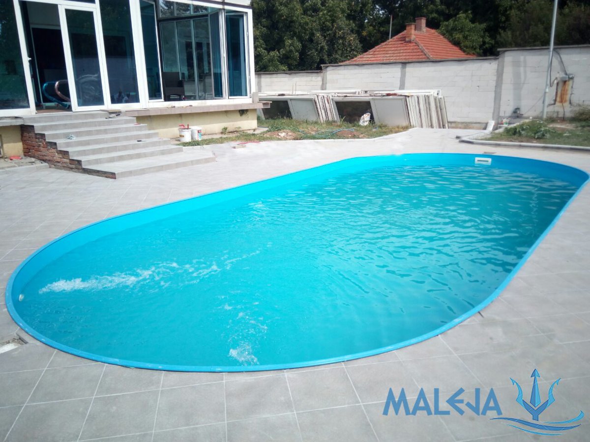 MBazeni's tweet photo. Ukoliko ste razmisljali o izgradnji bazena u svom dvoristu, ovaj period godine je pravi trenutak za vas! 
#bazeni #izgradnjabazena #swimming #pool https://t.co/DMpjILveub
