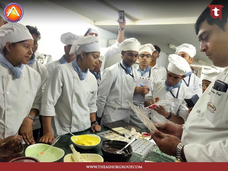 itdc_theashok's tweet photo. Chocolate making demo for our students at AIHTM, ITDC.
#ITDC #AIHTM #ChocolateMakingDemo #ChocolateMakingClass #ChocolateMaking https://t.co/J2GCYqpJBn