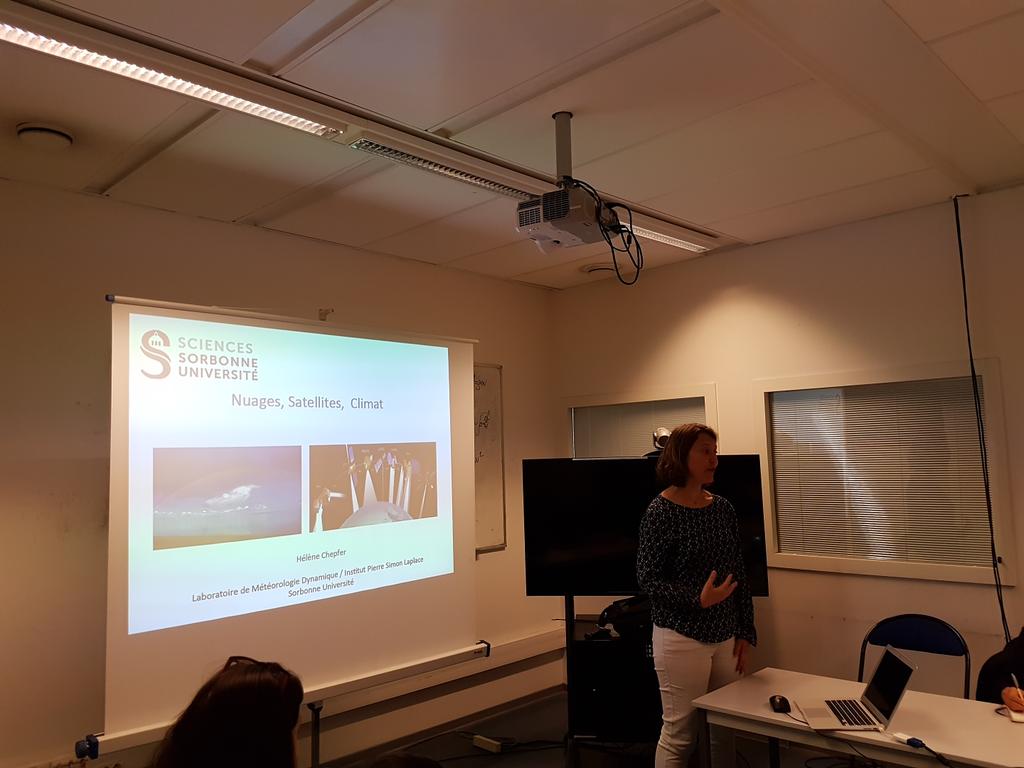 IPSL_outreach's tweet photo. .#ProfEnFac "Variabilité climatique et transition énergétique" Alexis Tantet chercheur au #lmd_ipsl @CNRS @Polytechnique @ENS_ULM @Sorbonne_Univ_ https://t.co/gxSGHsM3cw https://t.co/DNWOC3KV2z