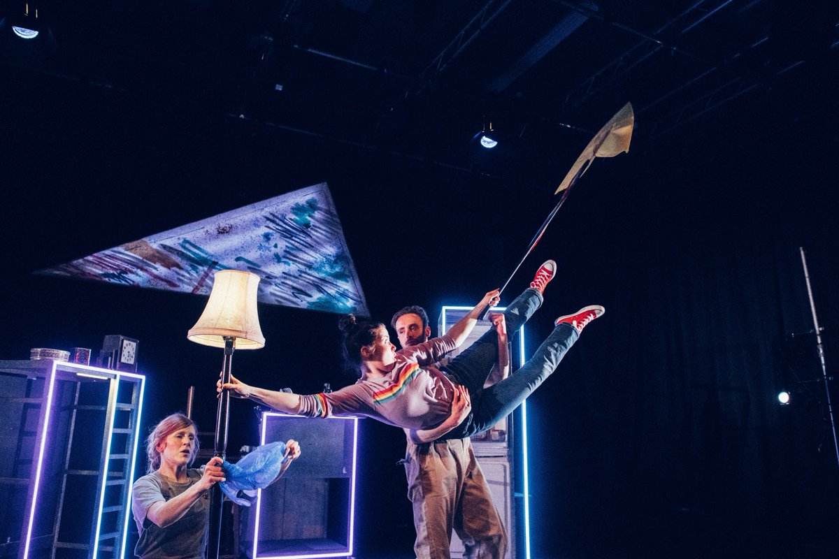 "Having lost my Mum, I found #KITEplay very emotional - both sad &amp; happy, extremely clever. It was lovely chatting to a cast member after the performance, so friendly. My 96 year old Dad really enjoyed it too."
Final UK tour dates <a href="/LutonTheatre/">Luton LibraryTheatre</a> 9 May <a href="/TRwinchester/">Theatre Royal Winchester</a> 11 &amp; 12 May