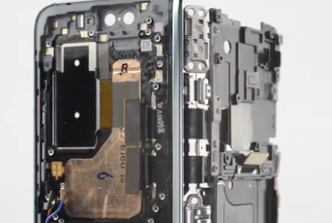 "It's been a while since we've seen a phone with this many gaps," says @ifixit as it tears down Samsung's<a href="/tag/madebygoogle"class="tags"><span>#madebygoogle</span></a>