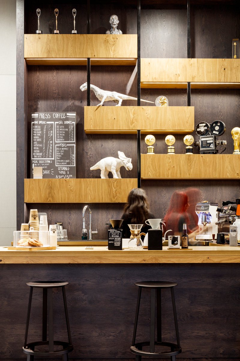 #Bespoke #joinery takes centre stage at our recently completed 100k sq ft #refurb in Chancery Lane, London. Find out how #wecandeliver for you at wecan@intparagon.com  #weloveconstruction