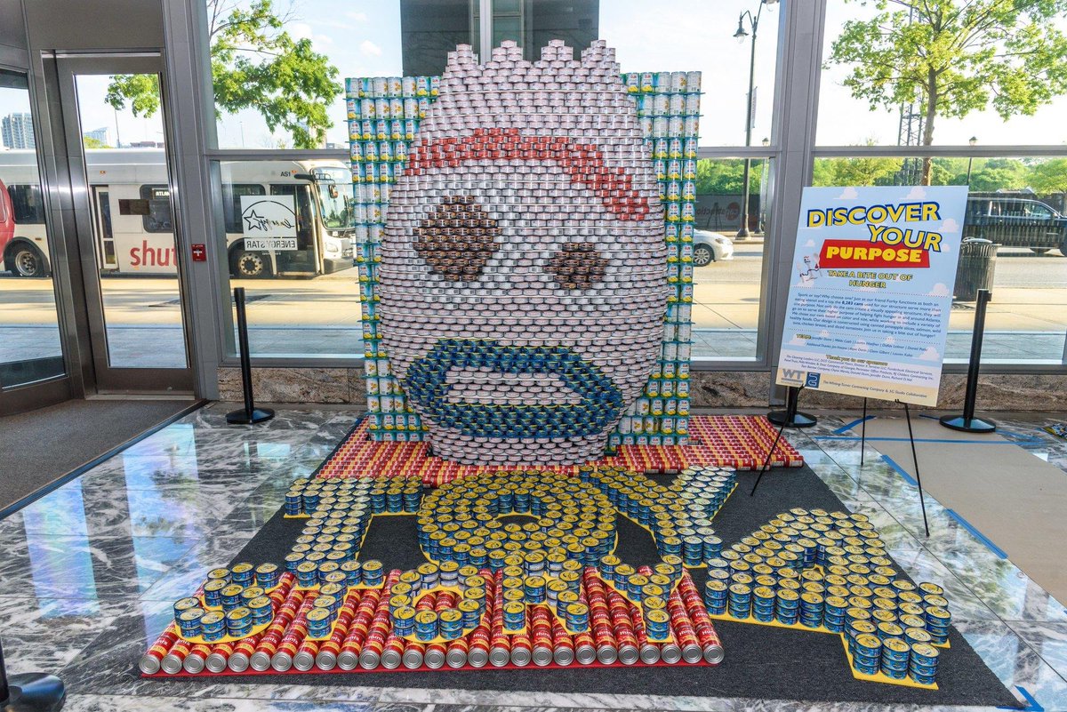 DivisionsixLLC's tweet image. Construction 2019 build at Atlantic Station. Whiting-Turner &amp;amp; 5G studio collaborative. D/6 engineered and manufactured the board design for this new toy story character display. A great collaborative effort. Please vote for using the QR code.