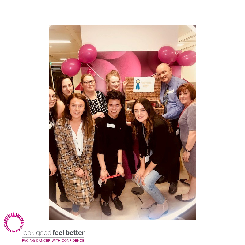 lgfbuk's tweet photo. This is a great #throwbackthursday of the winning team at the @Shiseido_UK quiz night held earlier this month. Well done guys and thank you so much to all of you for raising over £600 for #lgfb! Fantastic 👏  #fundraising #quiz #canersupport #shiseido #tbt https://t.co/Wt4mHLCayt