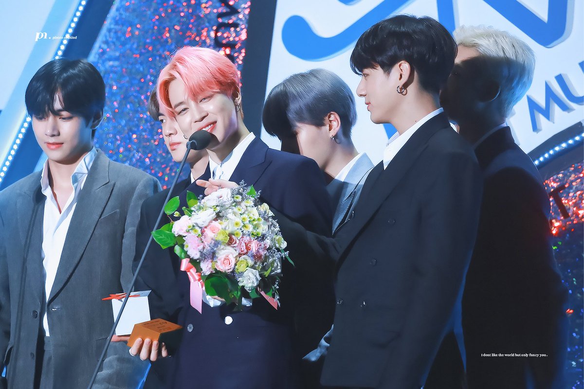 piecesofmind_jm's tweet photo. #JIMIN #지민 #BBMAsTopSocial BTS @BTS_twt 190424 https://t.co/8xn6ABDUCu