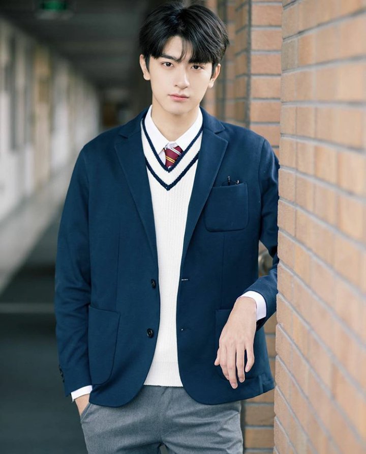 Laki laki korea. Laki laki korea. чха ин-ха корейский актёр. Lin yi. Changmin the boys пресс.