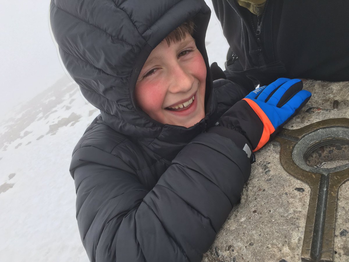 huntingtondata's tweet photo. What to do with a 12year old during Easter?..climb Ben Nevis. #reachedthesummit https://t.co/eSNKGiwvQ4