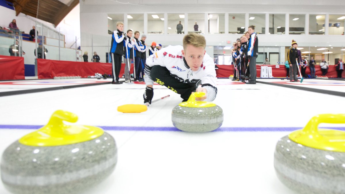 grandslamcurl's tweet photo. "You’re kind of living in a right-handed world.” 

Marc Kennedy re-wrote the book for how lefty curlers play and he's now helping other southpaws adjust their game. 

READ: https://t.co/fsdsbgPkCA (by @JonathanBrazeau) | #GSOC #curling https://t.co/1AQzBRwhQa