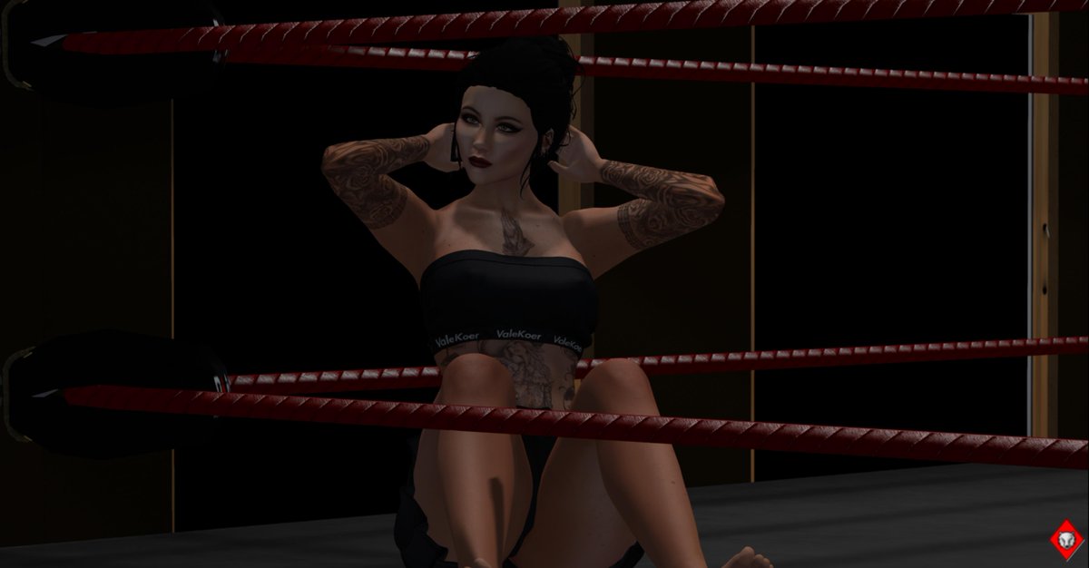 mae_poppins's tweet photo. Training today & i was thinkin i havn't anything to say about wrestling when i was outside a ring. Sometimes it's better to don't say anything & let people believe that you are an idiot, rather than talk & show you're really are an idiot... Ready for #SuperPulse #PunkArmy β https://t.co/Hywsaao1Xo