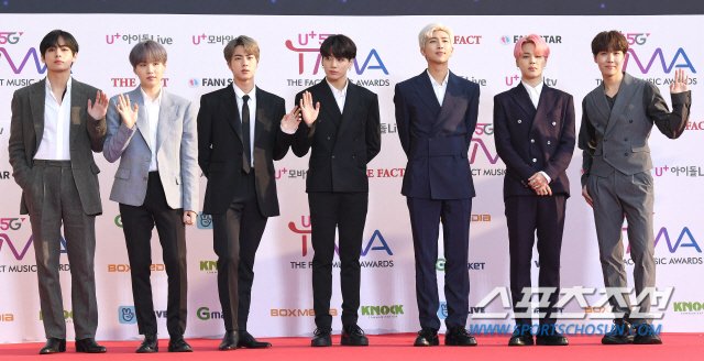 IiNalla's tweet photo. You are my motivator✨😍
LoveYouAll💜
BANGTAN MY REMEDY
BANGTAN MY REMEDY 
#BBMasTopSocial BTS @BTS_twt https://t.co/VxV6GOuthD