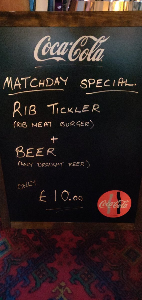 3urgernomics's tweet photo. Rib Tickler; stripped rib meat &amp; Emmenthal cheese in a brioche bun. Served with a pint of draught beer, only £10 #bargain @commercialinn https://t.co/b17mcdUuCF