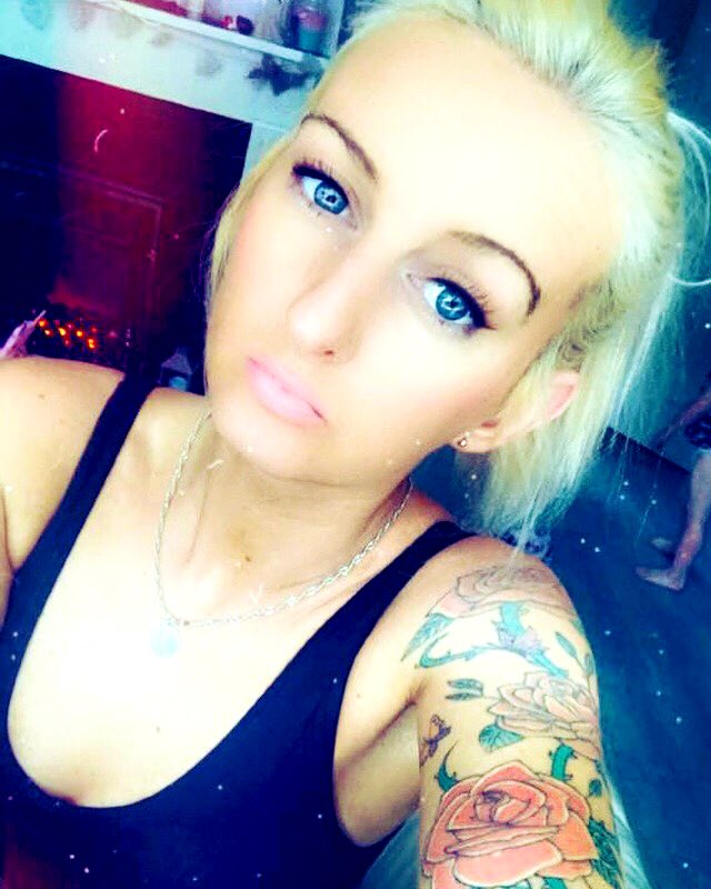 Nataliemarks88's tweet photo. At home feeling sorry for myself 😭 me n my baby boy are poorly stroll on bed🙌🏻 hope we are better tomorrow xx https://t.co/7O8Yd8pZlS