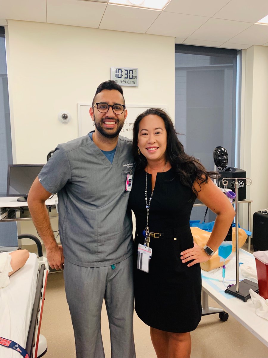 TeresaWuMD's tweet photo. Paying it forward and teaching with amazing doctors who were once my superstar students! Such an amazing team! #SonoSupport #UAMedPHX https://t.co/x8WghQK18P