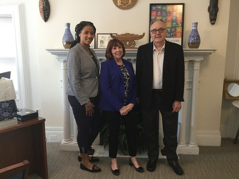 ACSCANNJ's tweet photo. Thank you for meeting with us today Assemblywoman @Speight4NJ to discuss initiatives to fight cancer in New Jersey. #NJCancerActionWeek! https://t.co/SaGkKnhzcG