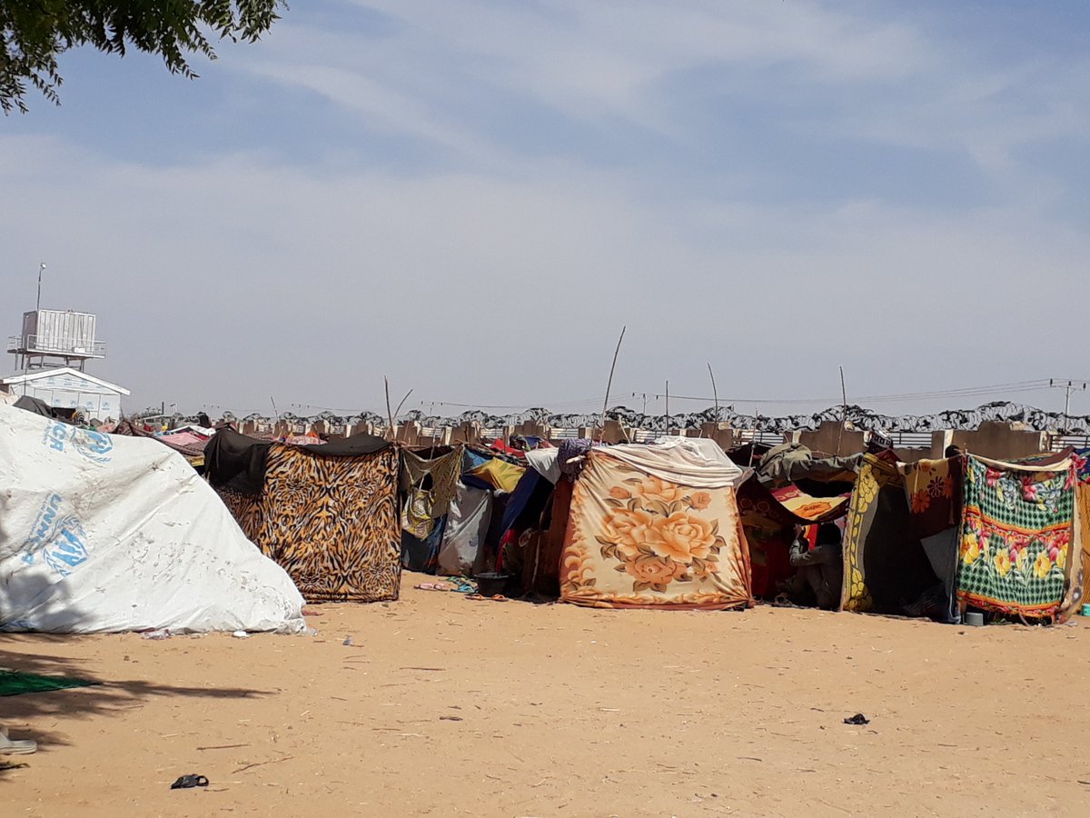 MindimiF's tweet photo. @BornoSema says more than 100,000 people who had fled to Cameroon &amp; Niger, from Rann, Kala Balge &amp; Gamboru, are returning. @GovBorno is providing shelter, food &amp; NFIs. The needs are overwhelming. Philanthropists like Muhammadu Indimi will continue to lend a hand. #StandintheGap https://t.co/S5nzHyjz4V