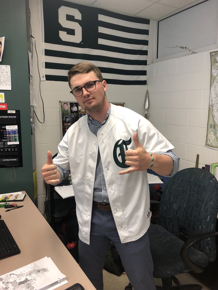 The boys are home today vs Seaholm at 4:30‼️‼️ Be there and watch our senior center fielder ball out.