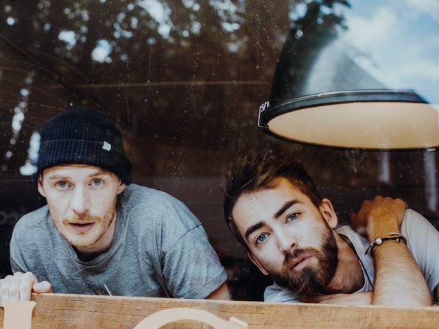 bringthenoiseuk's tweet image. .@EnjoyBlackSurf are collaborating with MindWave Meditation to offer a free 'Introduction to Mindfulness' with their new EP 'Make Friends' ow.ly/S2Nj50rqMCa