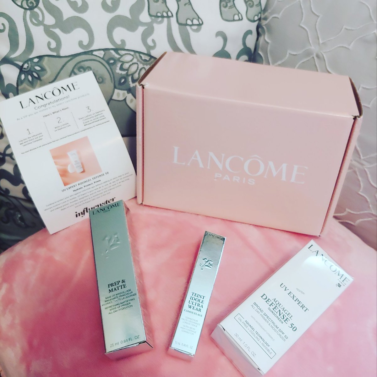 StephanieJ28_'s tweet photo. My favorite part of the day is knowing I'm getting a VoxBox @Influenster @lancomeusa #ProtectPrimeCorrect #complimentary https://t.co/7gKm8ArWQU
