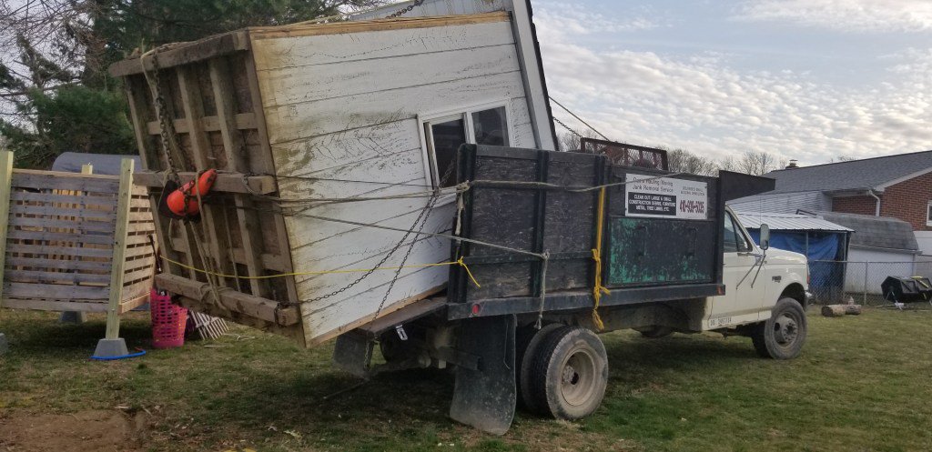 samgroffisme's tweet photo. DIY projects are never as easy as you think. Sometimes you need to call in help. And sometimes your help needs to call in help. Always remember safety first. Check out this crazy mess in this weeks blog. https://t.co/iKXj1NhWLj https://t.co/KSyp9R08Fr