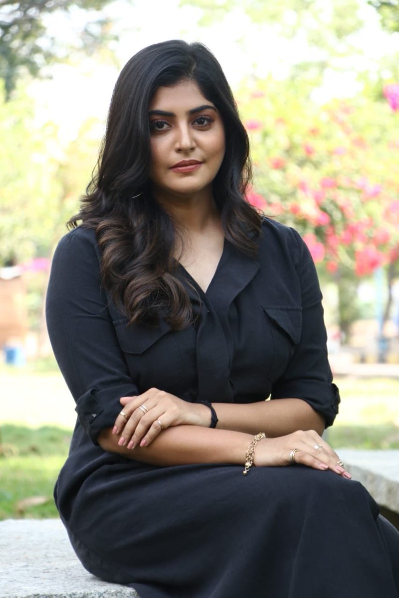 MdkTimes's tweet photo. @mohan_manjima looking gorgeous 😍 at #DevarattamPressMeet https://t.co/ySh56C2gMH