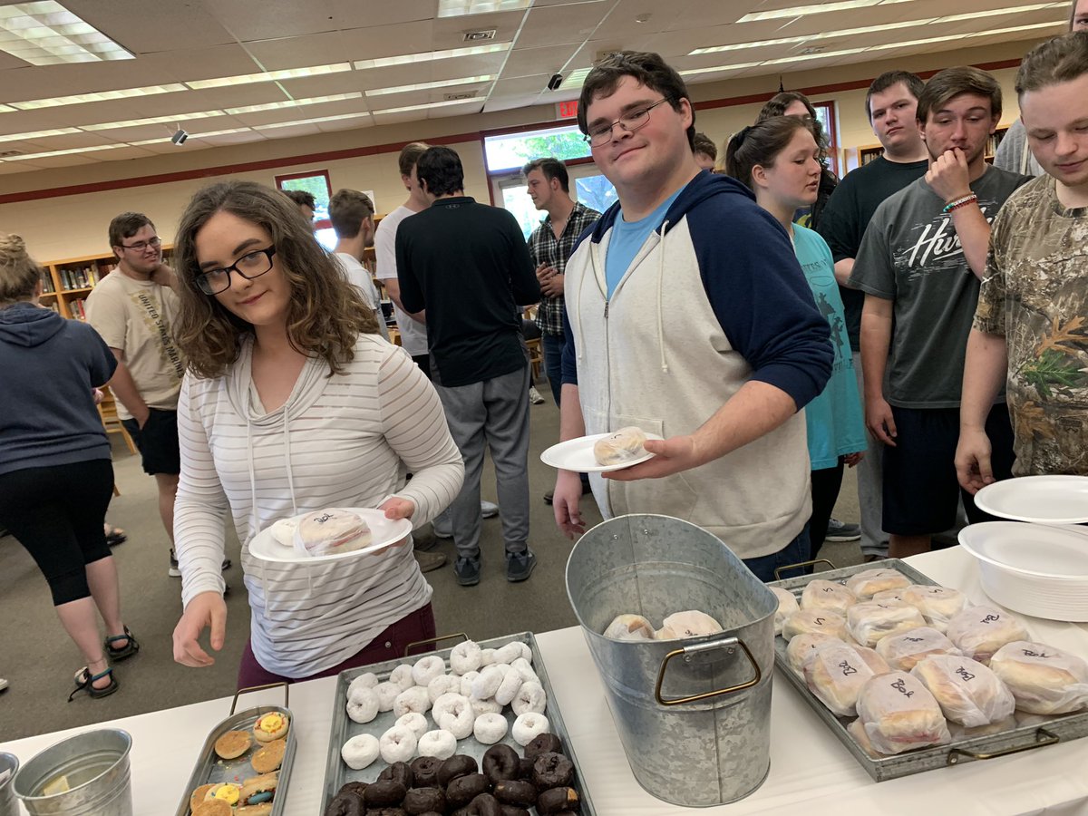 Juniors enjoying a pre-ACT breakfast this morning!  <a href="/JCBOEal/">JacksonCountySchools</a> #evenbetter