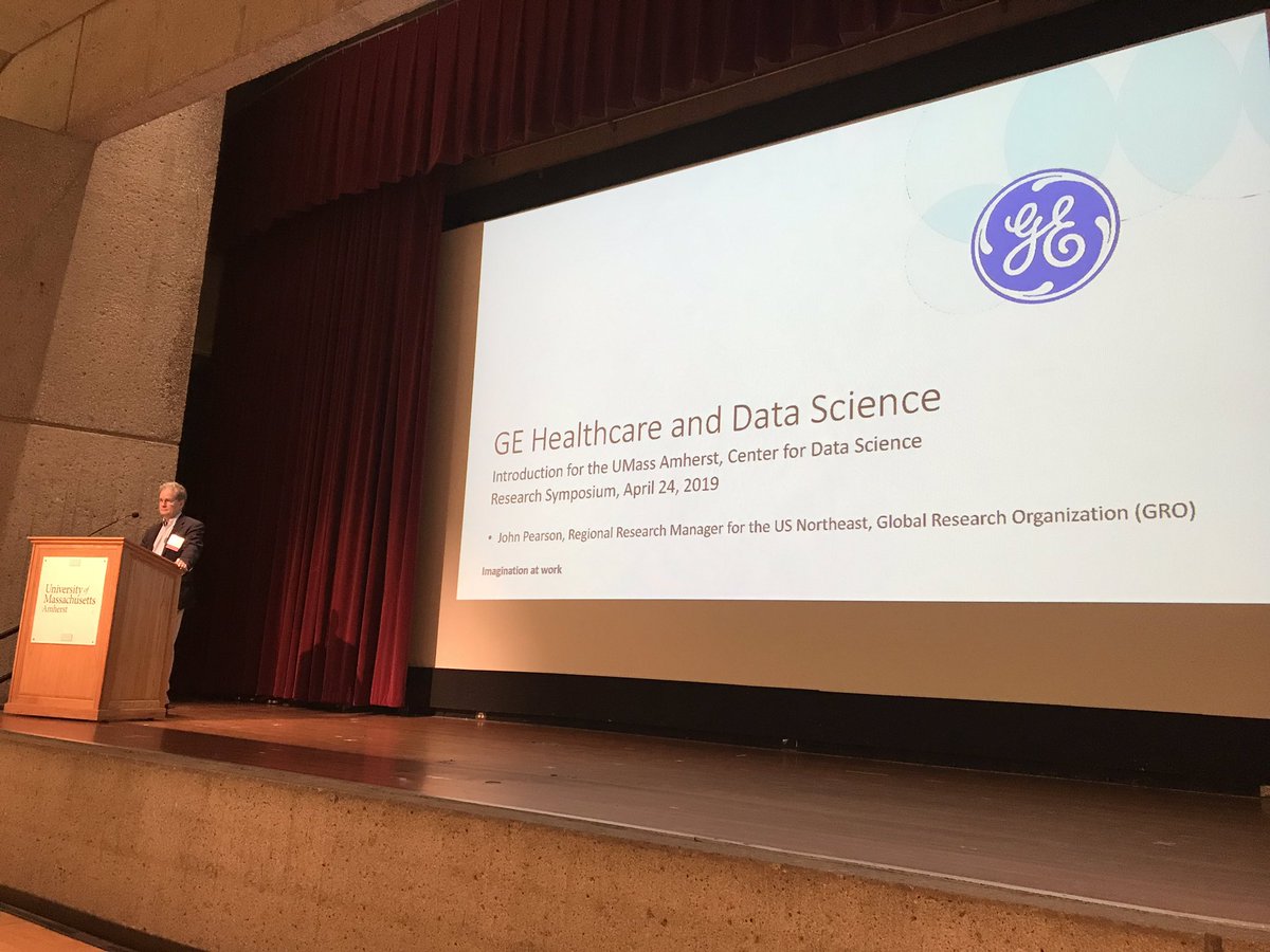UMassDataSci's tweet photo. John Pearson from @GEHealthcare presenting on #healthcare and #datascience. #umassdatascience https://t.co/RGC0S3ncXk