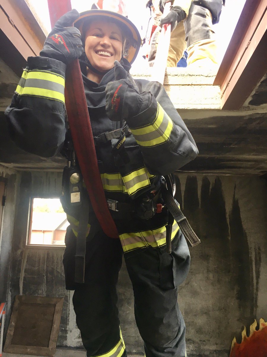 spokaneco8_3711's tweet photo. Our firefighter recruits found themselves in some tight spaces &amp; interesting places as they learned search and rescue techniques #teameffort #hereforyou 
@SCFD8 @SCFD9 @PullmanFF @PullmanFire @CheneyFF1919 #scfd3 https://t.co/90eJUTq132