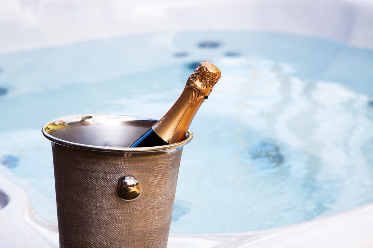 Over 43,000 champagne bottles are opened in hot tubs every year... this isn't even taking into account those with prosecco! 🍾. Looking to get in on the celebrations? We can help ➡️ buff.ly/2TzfKeu