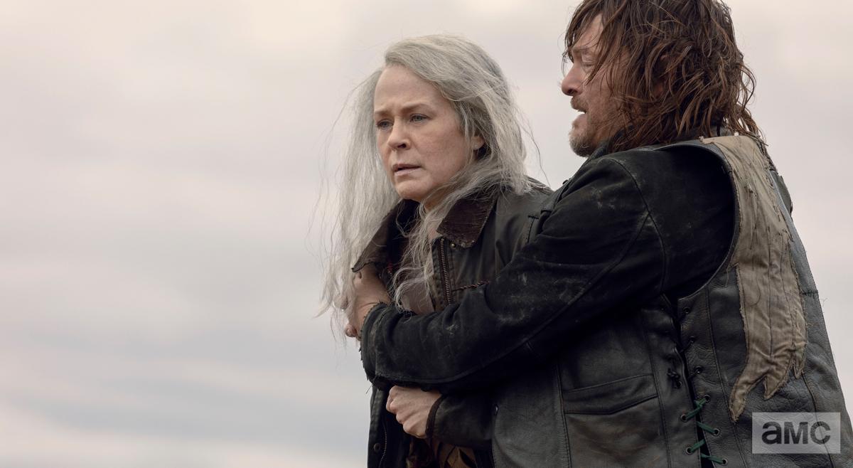 WalkingDead_AMC's tweet photo. You won’t be able to look away. Binge the can’t-miss final episodes of #TWD Season 9: https://t.co/B8KAxjcXRW https://t.co/urQ5V5zjZI