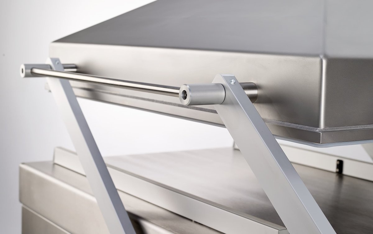 HenkelmanVacuum's tweet photo. Looking for something #robust #durable #efficient & #reliable? You can always count on our #Polar series, a wide range of single and #doublechamber models with extensive possibilities. #automaticlid #highcontrabar #gasflush #sealconfigurations. Visit us at IFFA for a demo! https://t.co/rgDMTlSrua