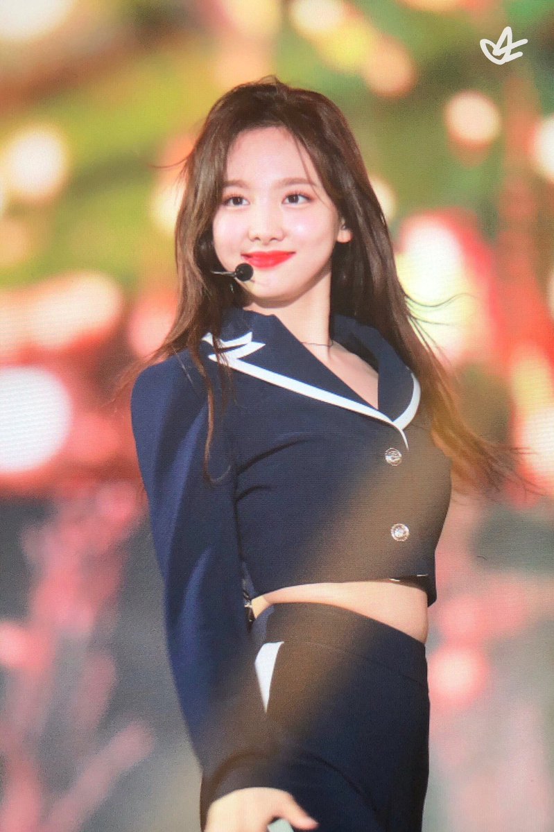 heartlipped's tweet photo. 190424 #나연 #TWICE https://t.co/I4rC0ozPi3