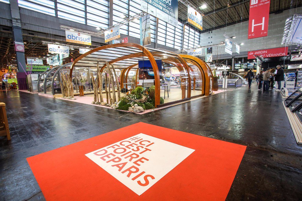 🎉🎉J-2 avant la #FoireDeParis  🎉🎉
Qu'ont en commun le Village des Tendances, le stand de la Mairie de Paris, l'espace VIP/Presse, la zone Talks ou encore le bar champagne ? 🤔 
Ils sont tous proches du stand nitsn ! 🌄
Si vous passez devant, ouvrez les yeux, on est pas loin 🤗