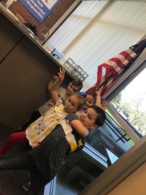 douglas_mentzer's tweet photo. Wednesday Wisdom: if all of our All Stars cut their individual production of garbage down from 4 lbs. to 2~we could prevent 8400 pounds of waste from entering our landfills each week! It's our world...what are we going to do to keep it green? #tpsand1 #yes2tps #EarthDay  #garbage https://t.co/ajisCKdPQN