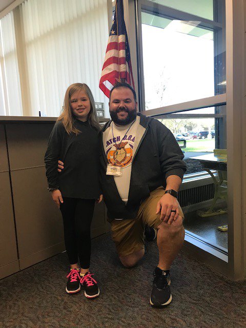 douglas_mentzer's tweet photo. Wednesday Wisdom: if all of our All Stars cut their individual production of garbage down from 4 lbs. to 2~we could prevent 8400 pounds of waste from entering our landfills each week! It's our world...what are we going to do to keep it green? #tpsand1 #yes2tps #EarthDay  #garbage https://t.co/ajisCKdPQN